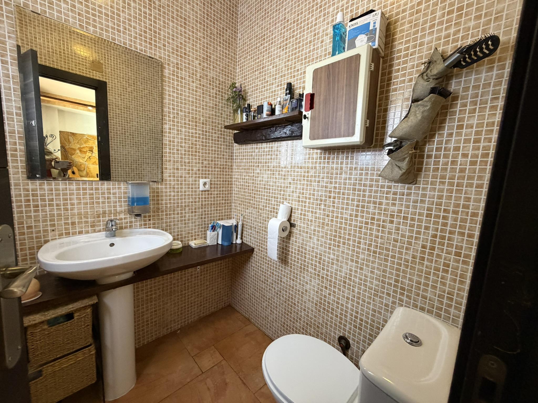 Imagen 10 Casa Adosada en venta en Benalmádena / Ubicación premium a 100 m del centro Benalmádena Pueblo