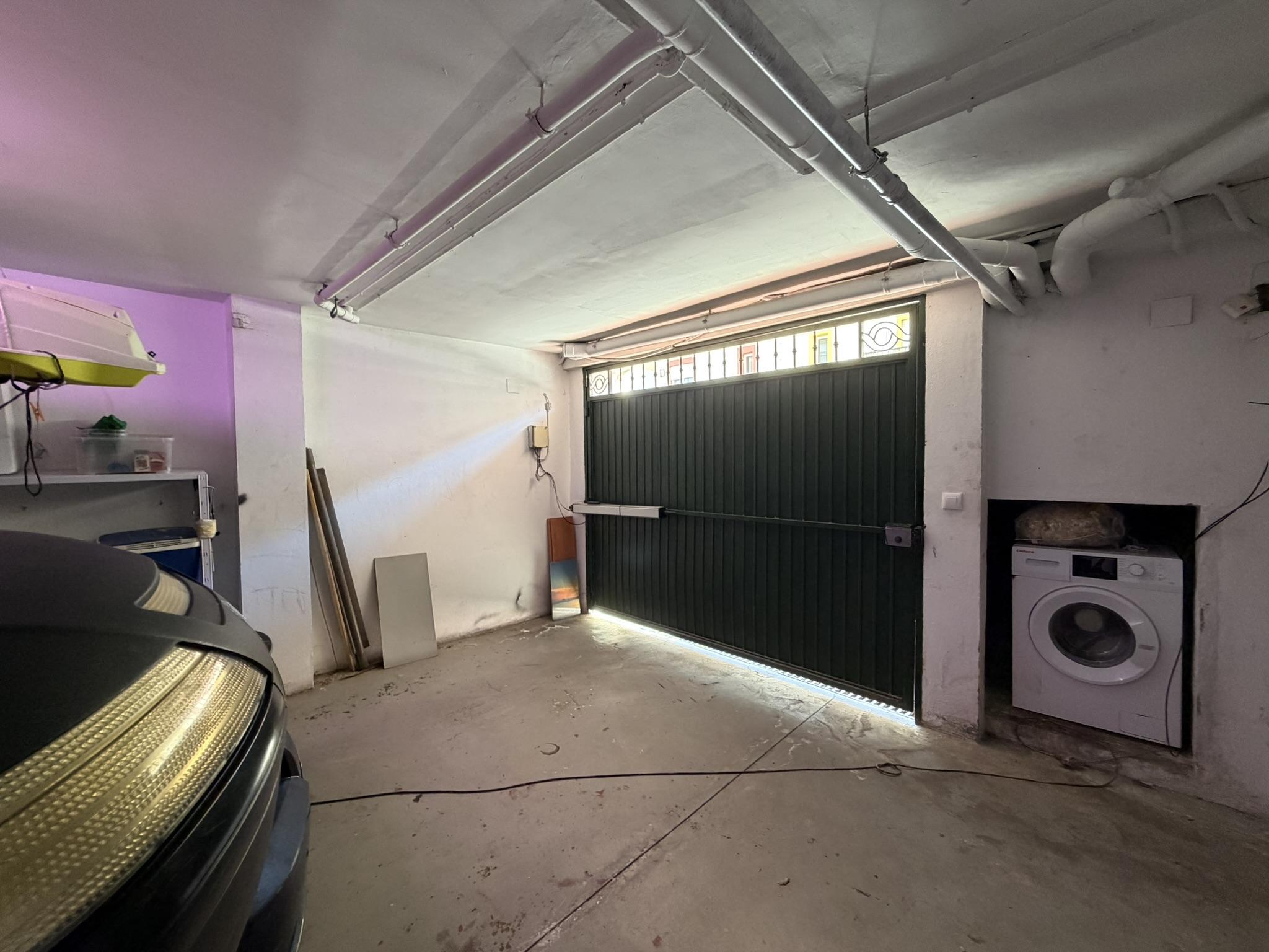 Imagen 28 Casa Adosada en venta en Benalmádena / Ubicación premium a 100 m del centro Benalmádena Pueblo