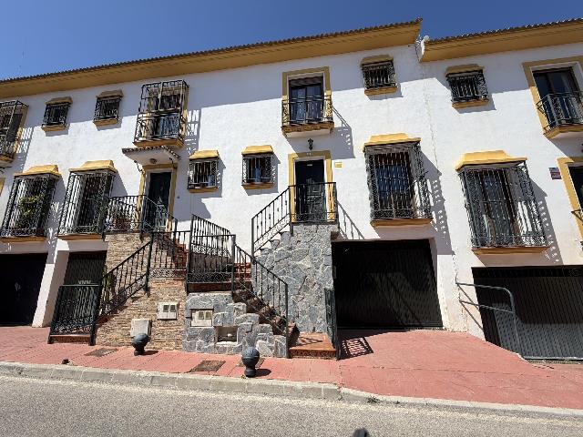 Imagen 29 Inmueble 301751 - Casa Adosada en venta en Benalmádena / Ubicación premium a 100 m del centro Benalmádena Pueblo