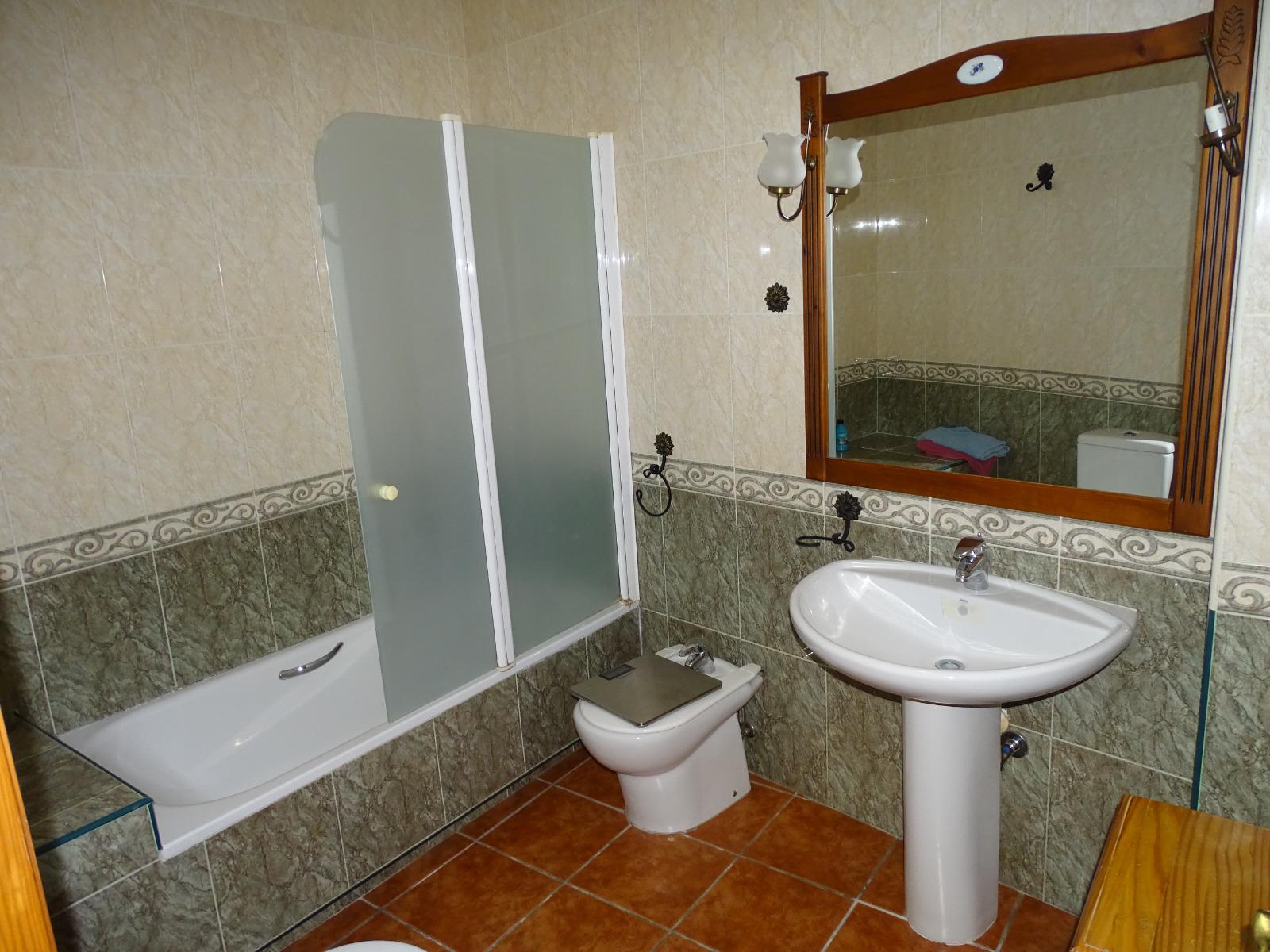 Imagen 12 Casa Aislada en venta en Campos Del Río / Muy cerca del Parque de la Estación