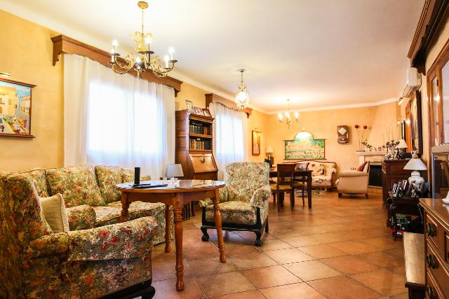 Imagen 5 Inmueble 275286 - Casa Adosada en venta en Campos / Nàpols - Dels Horts (Campos)