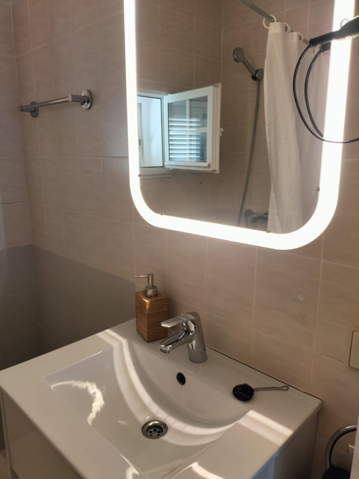 Imagen 17 Apartamento en venta en Mercadal Es / Apartamento en Arenal d´en Castell c/licencia turística