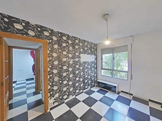 Imagen 3 Inmueble 298264 - Piso en venta en Palma / Piso en planta baja para reformar