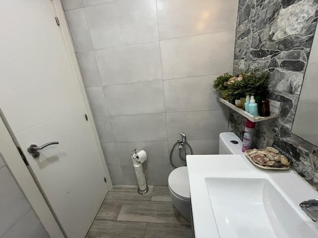 Imagen 14 Piso en venta en Palma / Piso 3hab., cocina y baño recién reformados. Ascensor. 