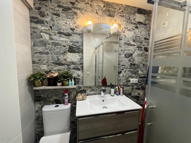 Imagen 17 Inmueble 298832 - Piso en venta en Palma / Piso 3hab., cocina y baño recién reformados. Ascensor. 