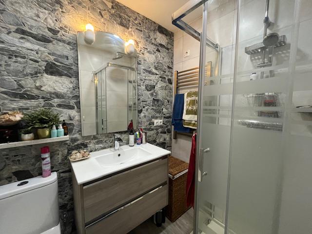 Imagen 16 Piso en venta en Palma / Piso 3hab., cocina y baño recién reformados. Ascensor. 