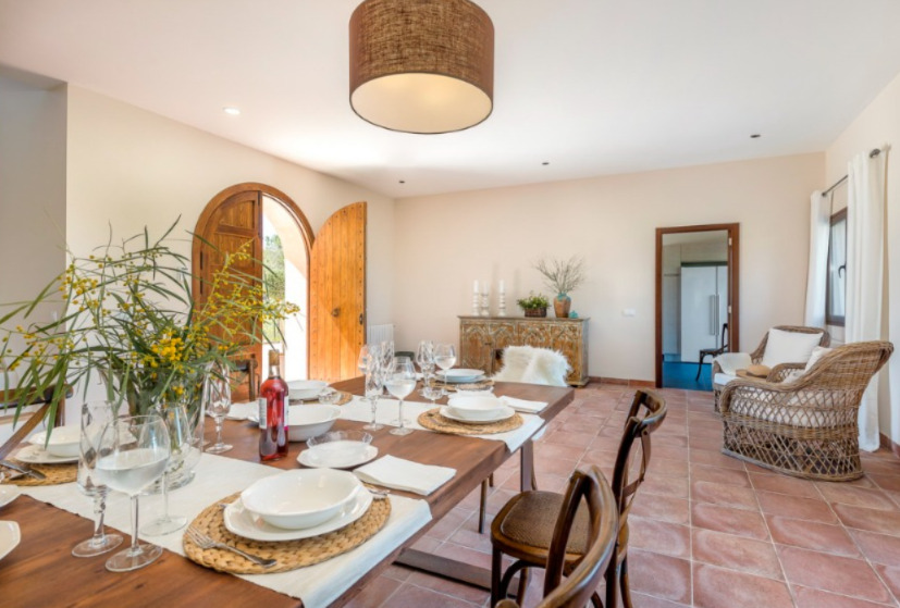 Imagen 8 Casa Aislada en venta en Santanyí / Finca elegante con planta fotovolcaica en Santanyi