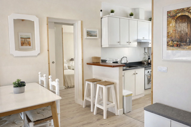 Imagen 6 Casa Adosada en venta en Mercadal Es / S´Arenal  d´en Castell en  1ª limea de Mar , premium 