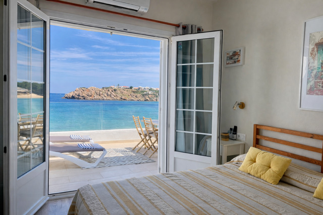 Imagen 14 Inmueble 302407 - Casa Adosada en venta en Mercadal (Es) / S´Arenal  d´en Castell en  1ª limea de Mar , premium 