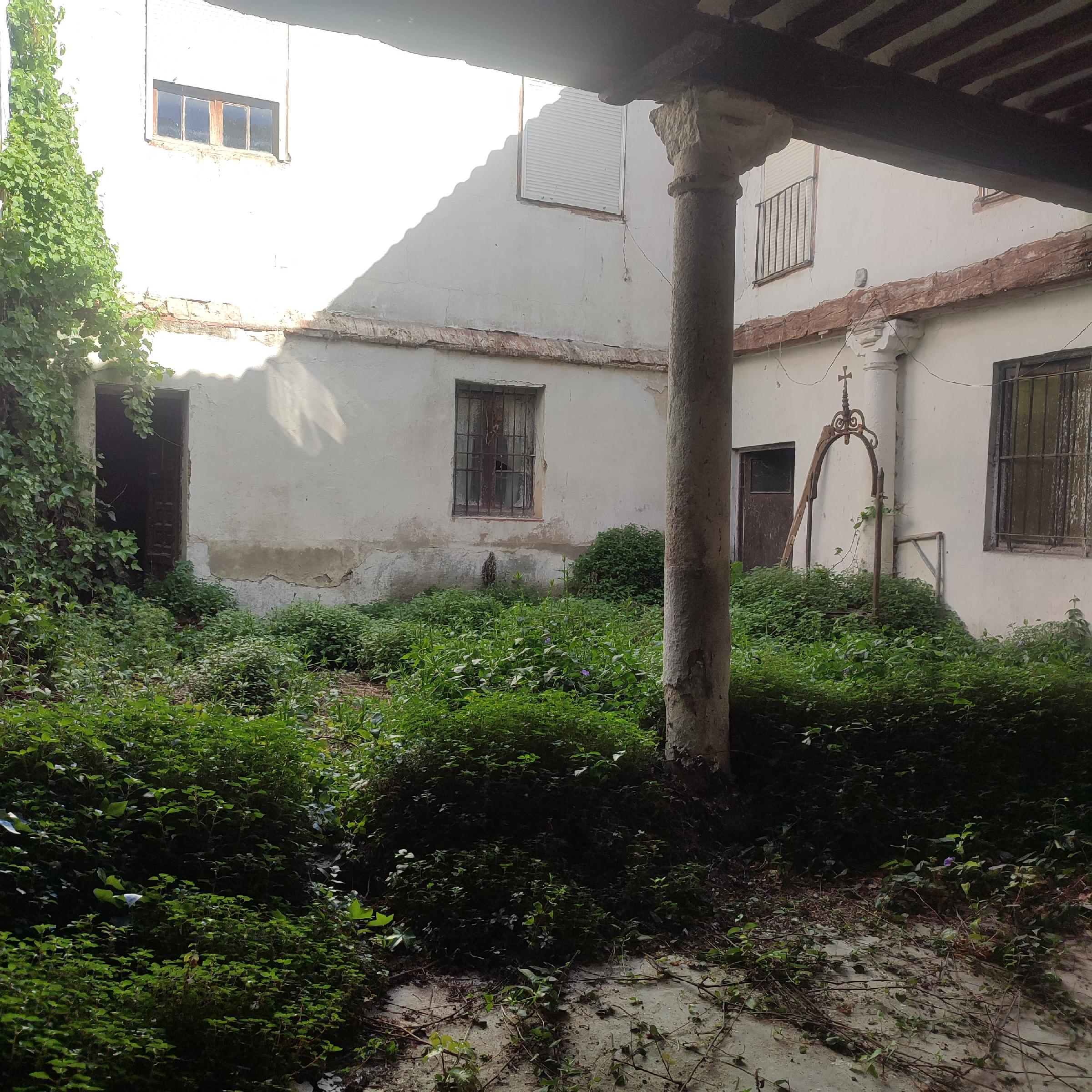 Imagen 10 Casa en venta en Medina Del Campo / Casona situada en el centro de la localidad