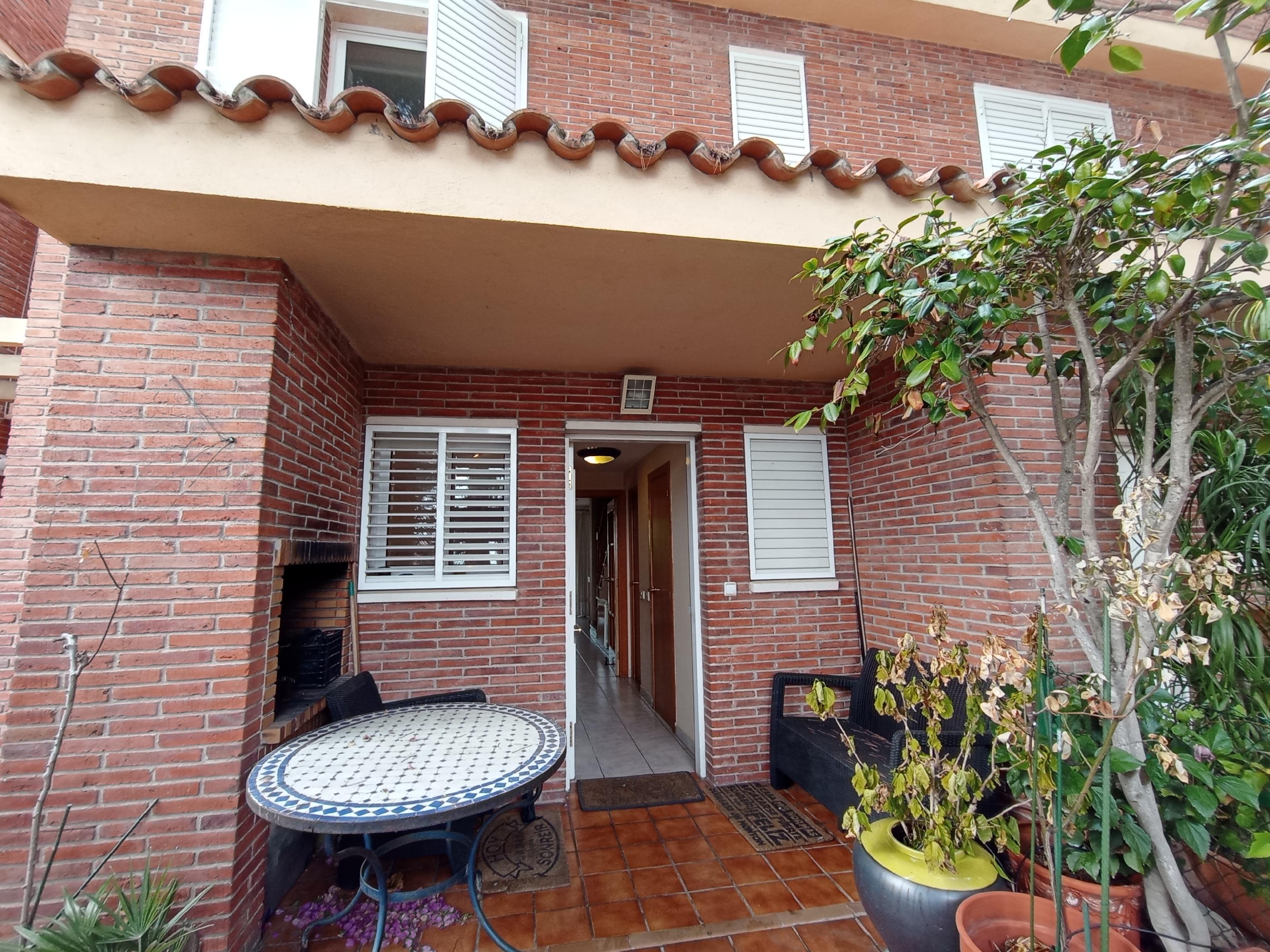 Imagen 26 Casa Adosada en venta en Tarragona / En Cala Tamarit, a pocos metros de la playa