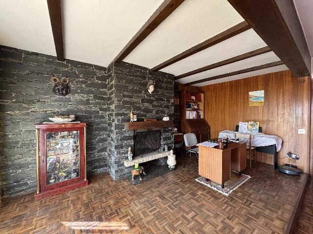 Imagen 2 Inmueble 291779 - Piso en venta en Sant Carles De La Ràpita / En plena Plaça Carles iii, al lado de la Parroquia