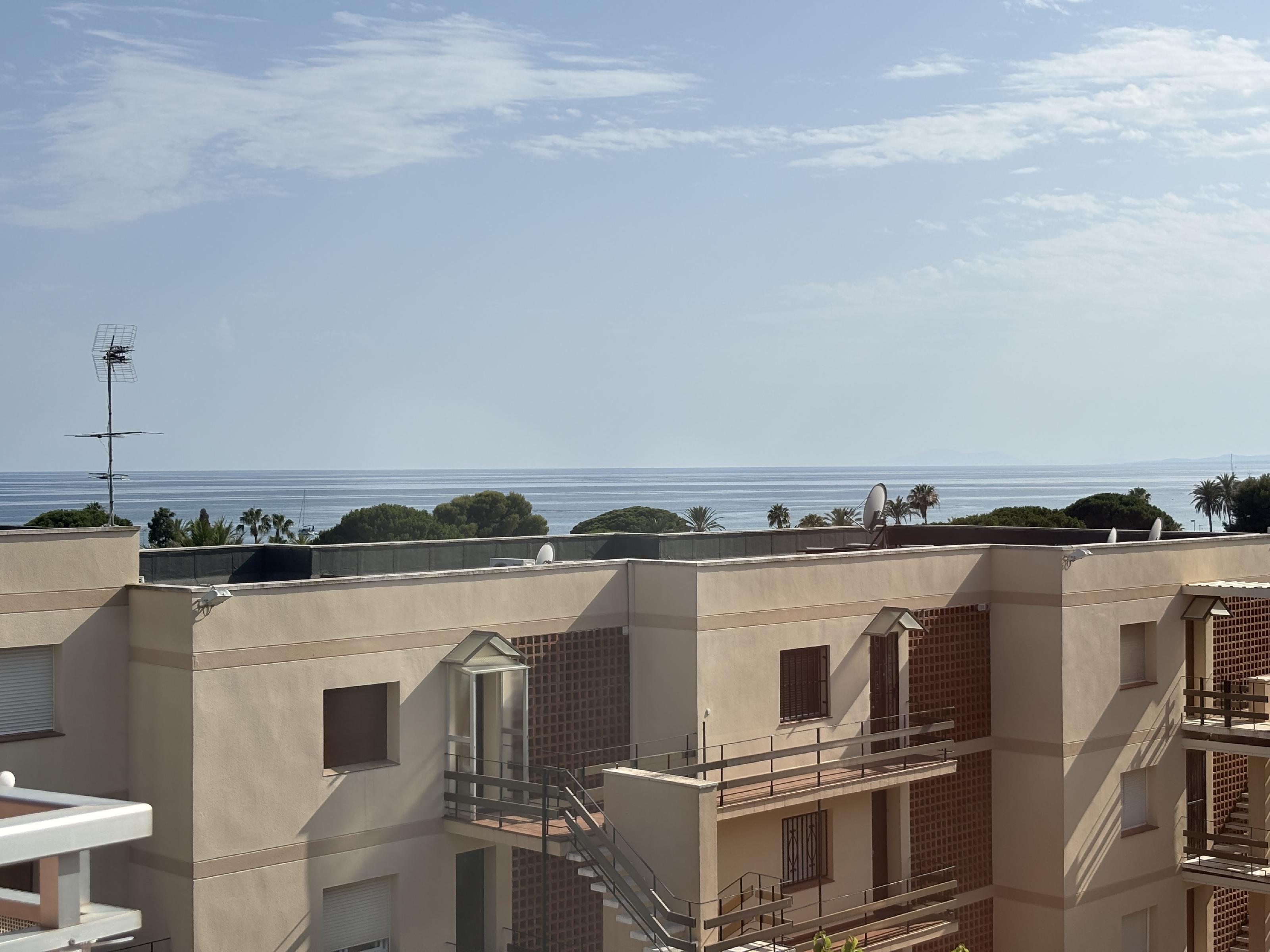 Imagen 16 Piso en venta en Cambrils / Zona Pi Rodó, frente a Platja d´En Forès