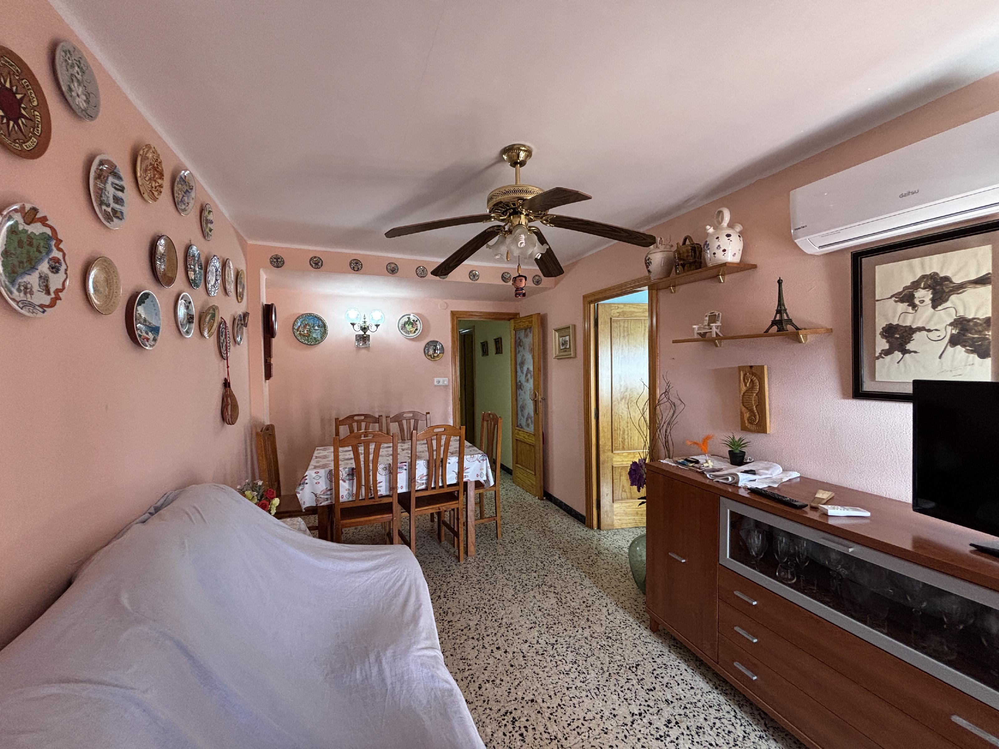 Imagen 1 Piso en venta en Cambrils / Zona Pi Rodó, frente a Platja d´En Forès