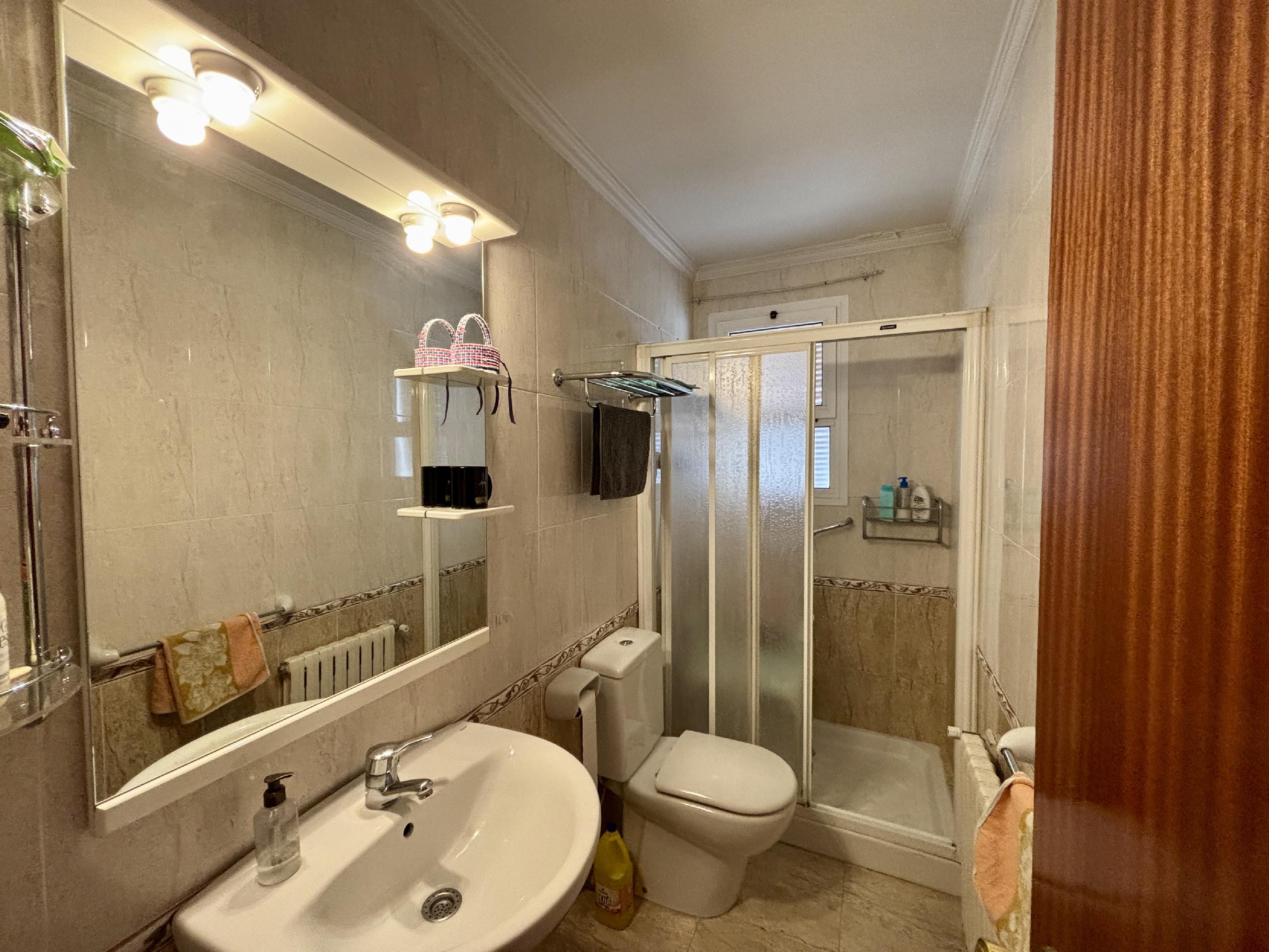 Imagen 21 Ático en venta en Tarragona / Higini Anglès con Pere Martell, 50m de Imperial Tarraco