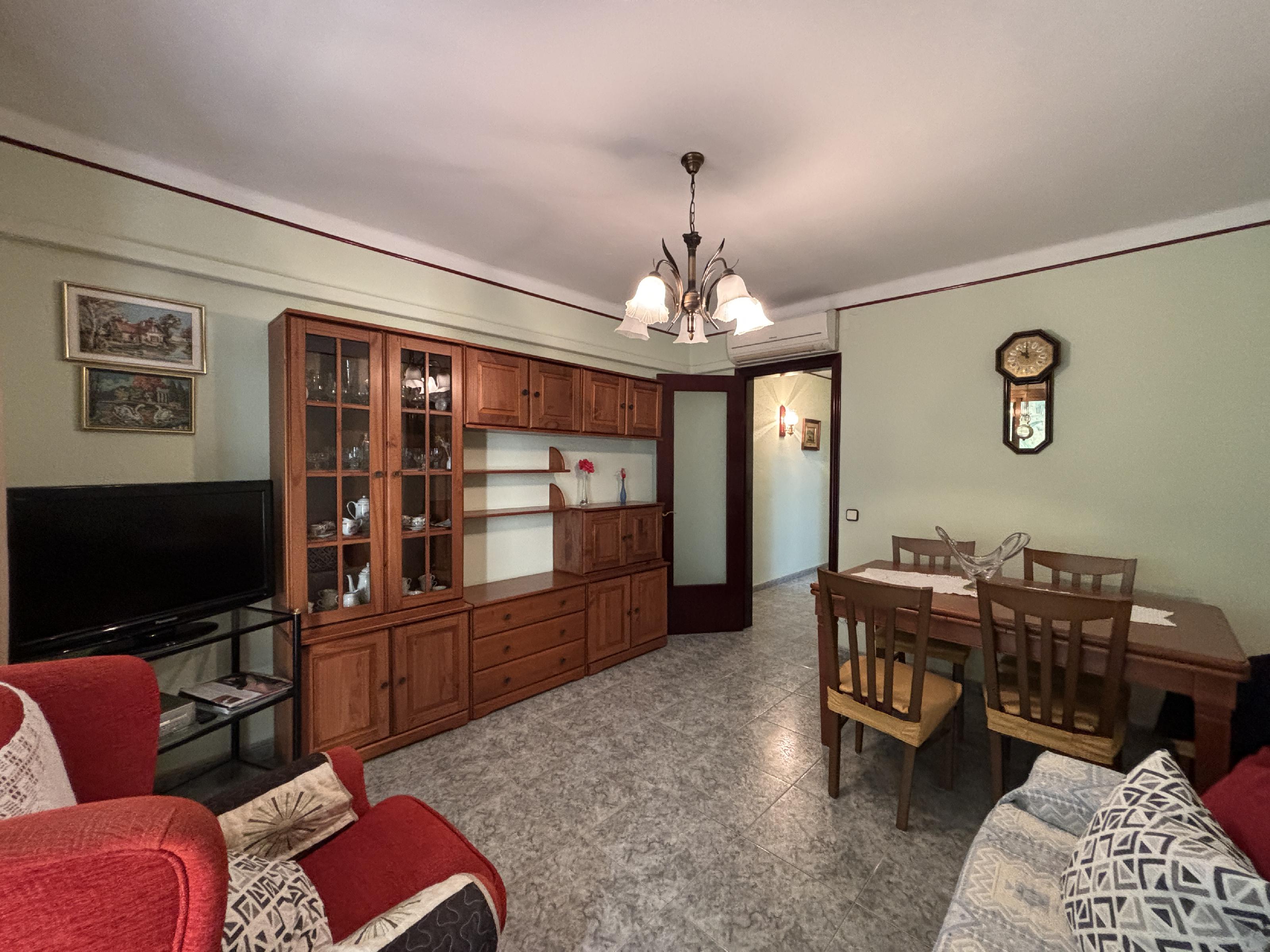 Imagen 3 Piso en venta en Tarragona / C/ Alguer, casi esquina con Ramon i Cajal