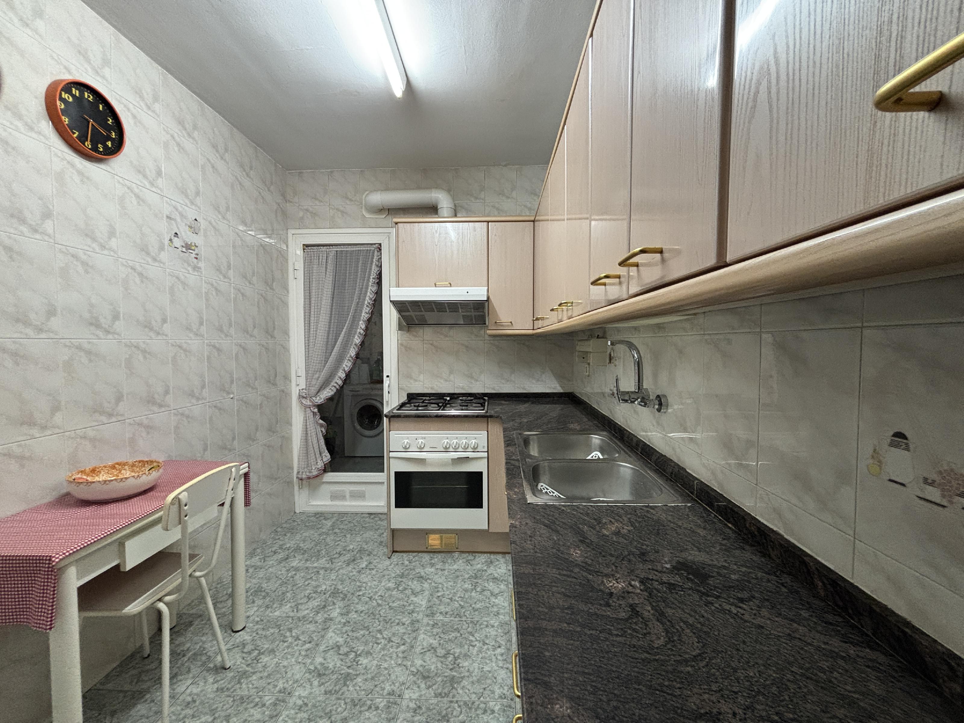 Imagen 10 Piso en venta en Tarragona / C/ Alguer, casi esquina con Ramon i Cajal