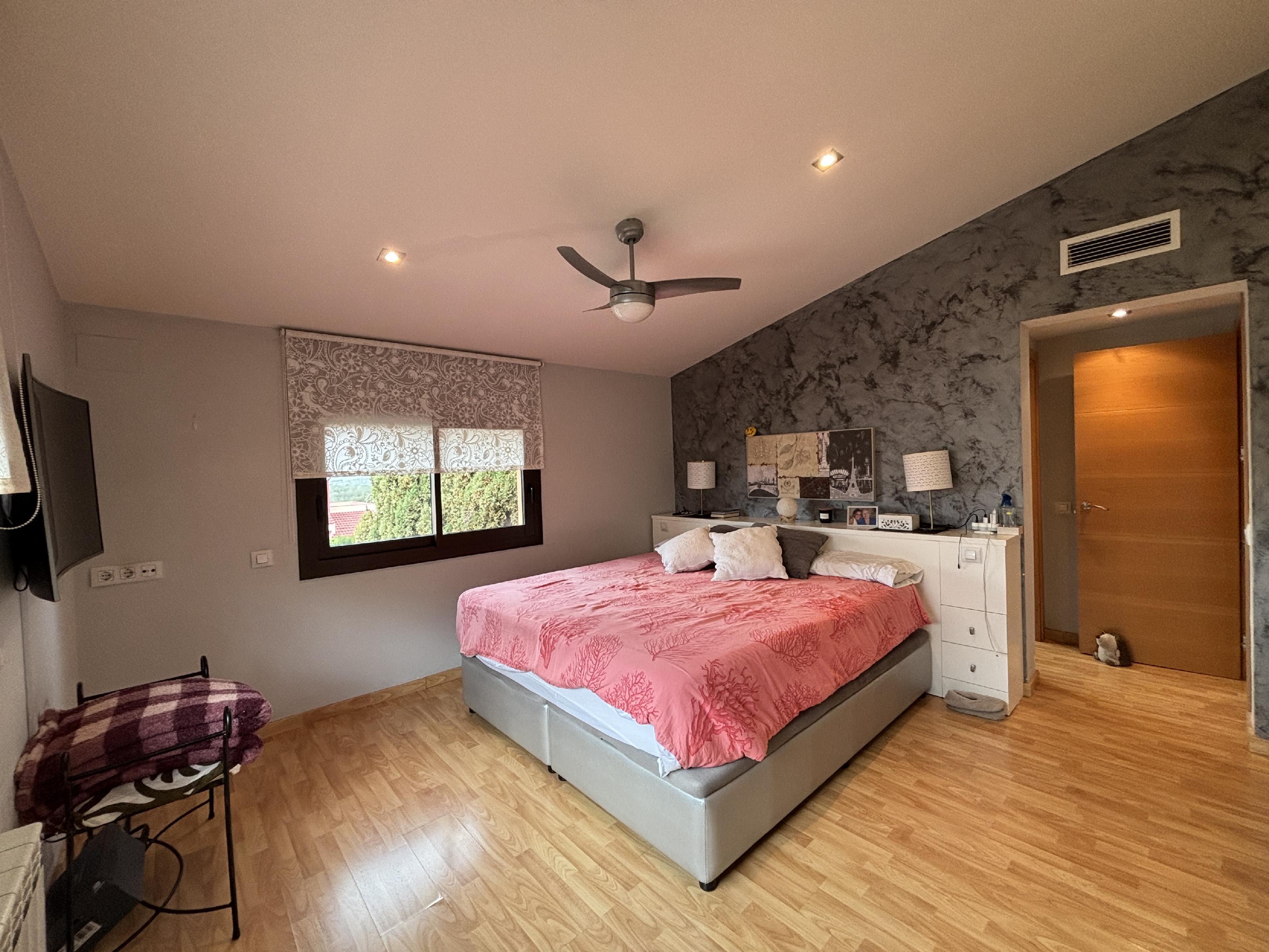 Imagen 12 Casa en venta en Pallaresos Els / Cerca de Centre mèdic Pallaresos i Cafeteria l´Espiga 