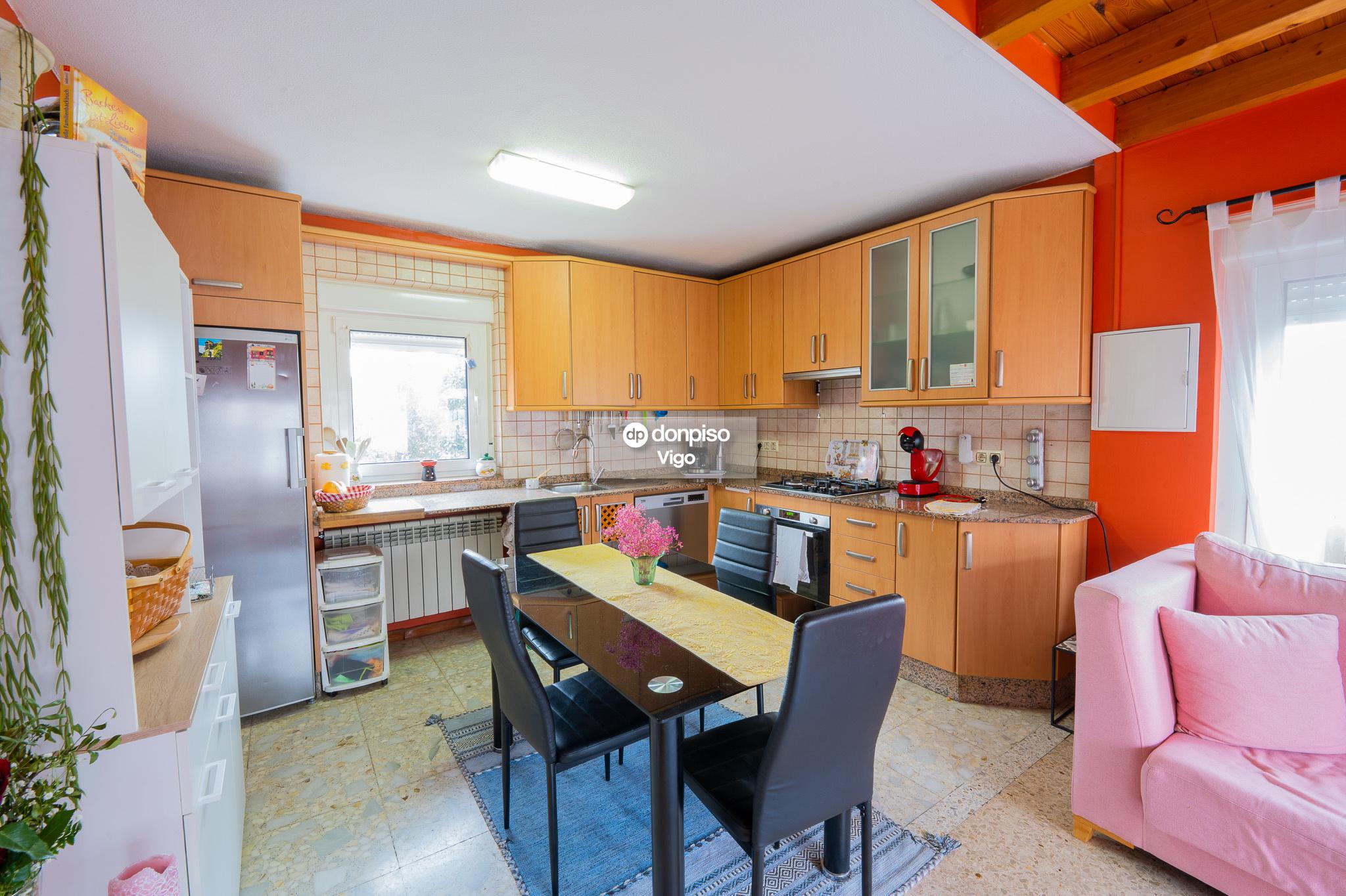 Imagen 11 Casa en venta en Vigo / Zona Avenida Madrid