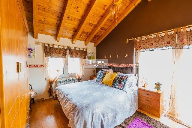 Imagen 3 Inmueble 270328 - Casa en venta en Vigo / Zona Avenida Madrid