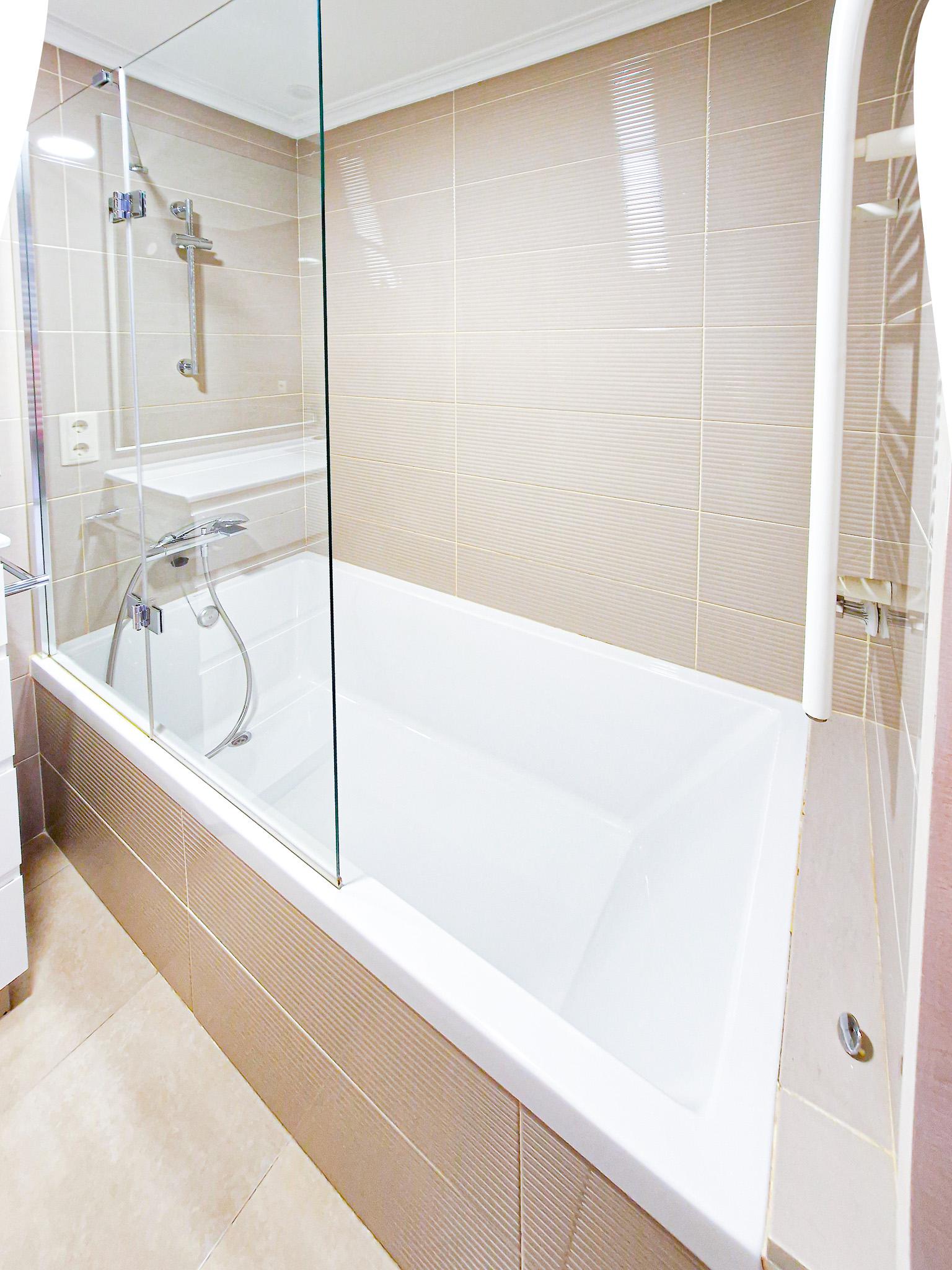 Imagen 13 Casa Adosada en venta en Vigo / Zona Sardoma