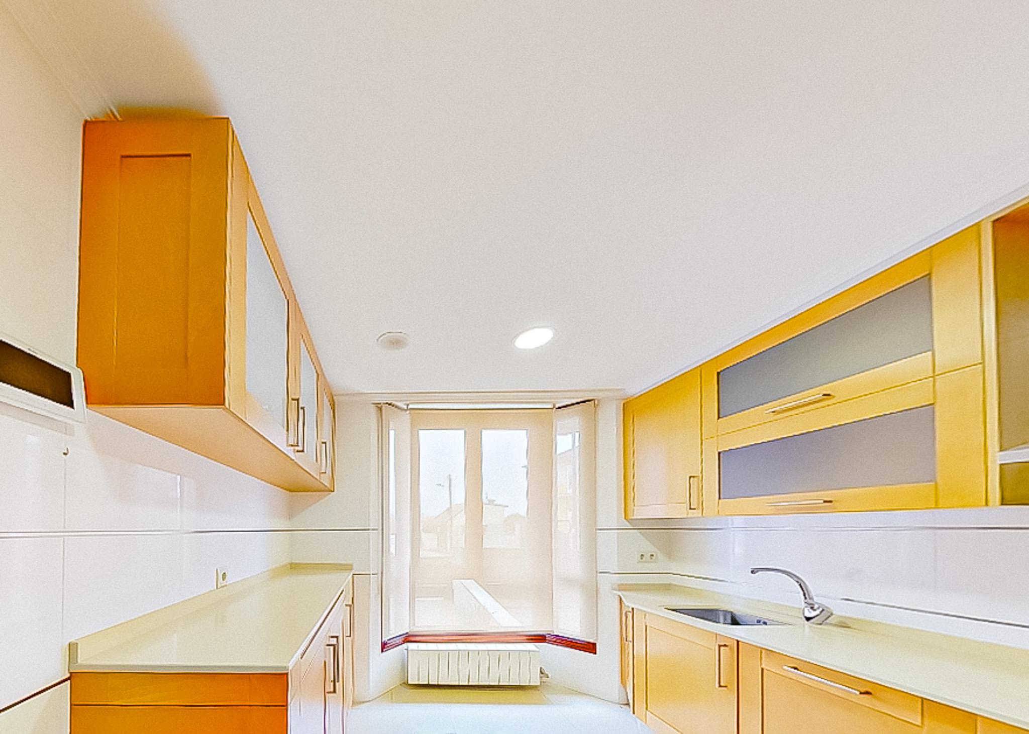 Imagen 36 Casa Adosada en venta en Vigo / Zona Sardoma