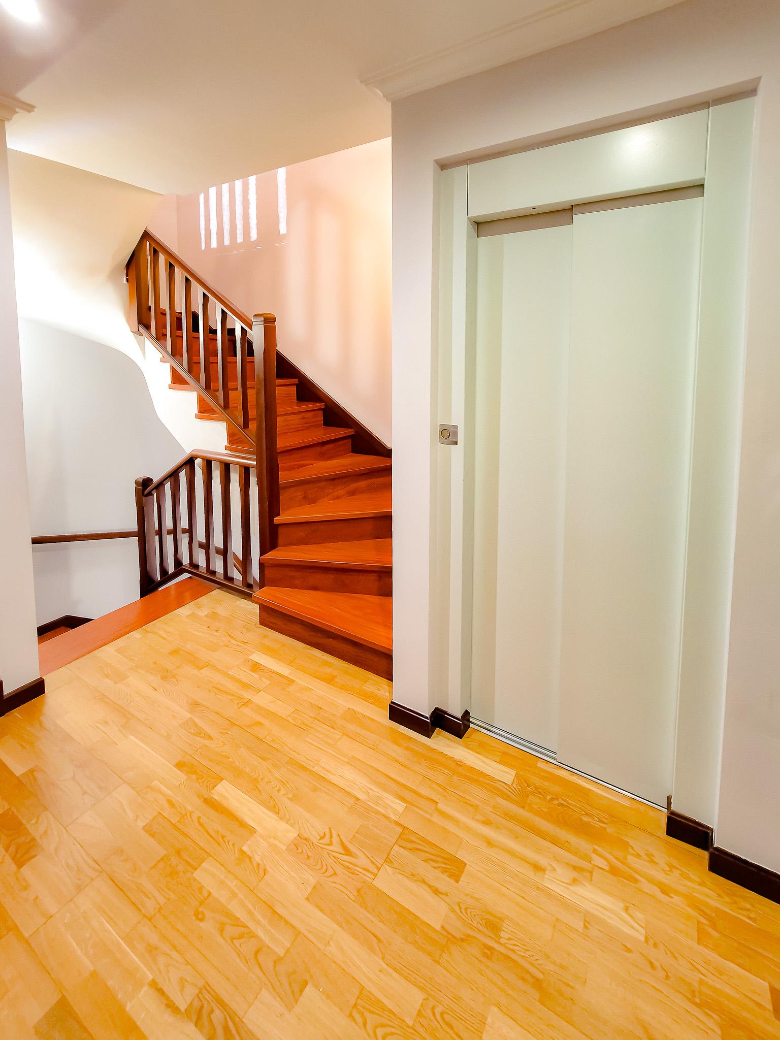 Imagen 5 Casa Adosada en venta en Vigo / Zona Sardoma