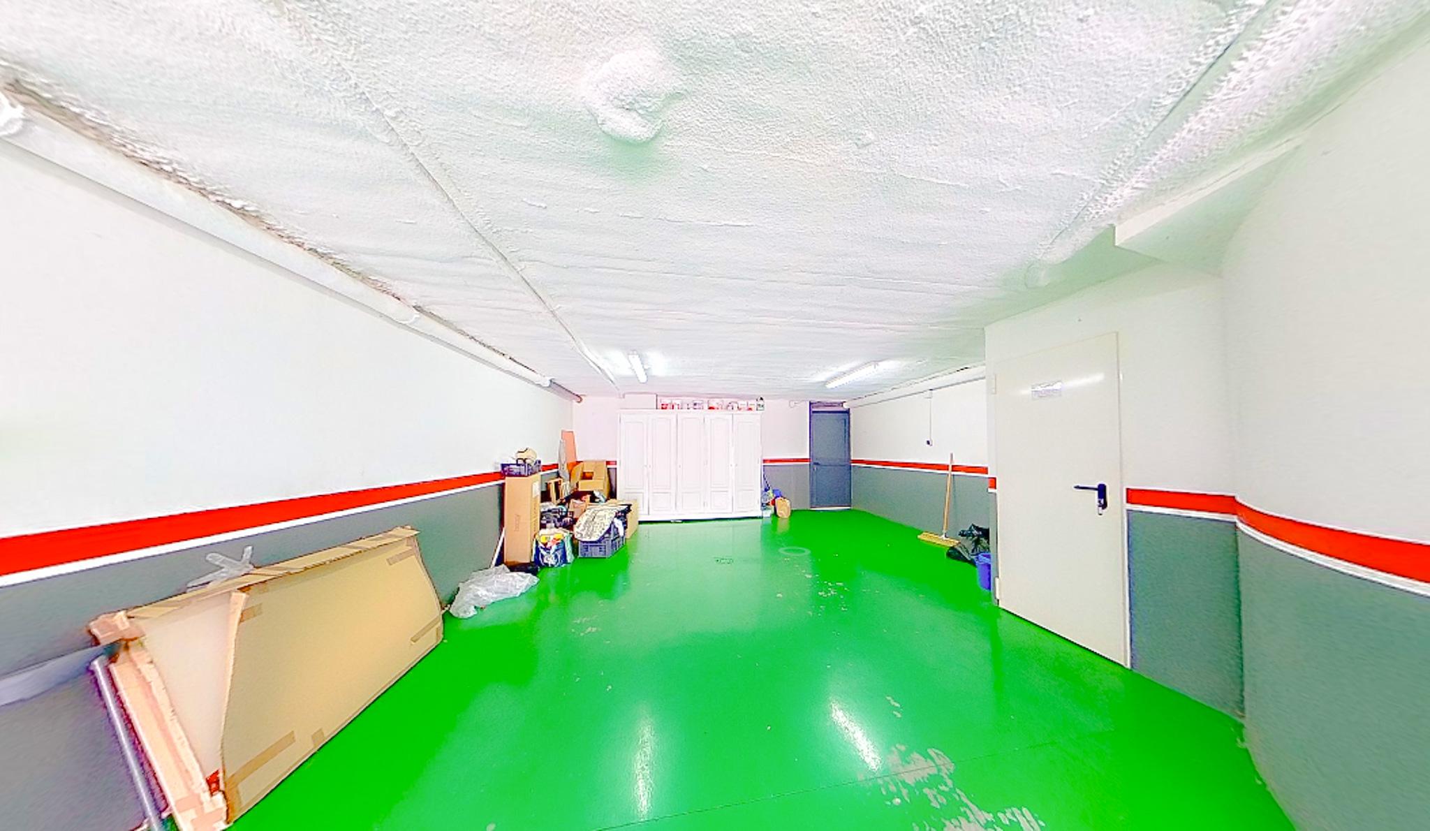 Imagen 39 Casa Adosada en venta en Vigo / Zona Sardoma