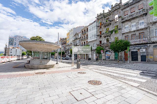 Imagen 29 Inmueble 285663 - Apartamento en venta en Vigo / Se ingresa por Torrecedeira, inmueble da a Santa Marta