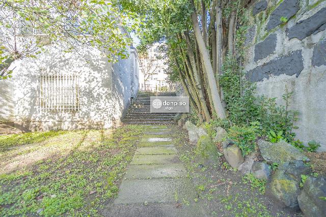 Imagen 12 Inmueble 288655 - Casa Aislada en venta en Vigo / Zona de Gran Via