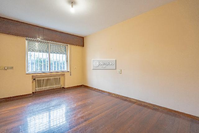 Imagen 6 Inmueble 288655 - Casa Aislada en venta en Vigo / Zona de Gran Via