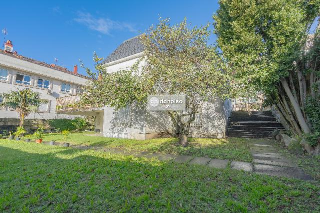 Imagen 25 Inmueble 288655 - Casa Aislada en venta en Vigo / Zona de Gran Via