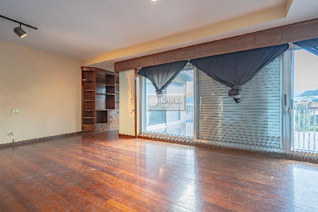 Imagen 27 Inmueble 288655 - Casa Aislada en venta en Vigo / Zona de Gran Via