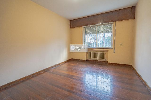 Imagen 7 Inmueble 288655 - Casa Aislada en venta en Vigo / Zona de Gran Via