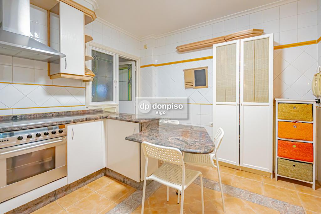 Imagen 24 Apartamento en venta en Vigo / Zona de Vialia - Corte Ingles