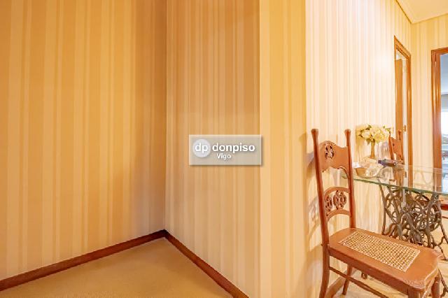Imagen 10 Inmueble 290142 - Apartamento en venta en Vigo / Zona de Vialia - Corte Ingles