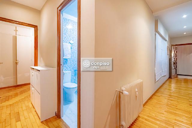 Imagen 40 Inmueble 290142 - Apartamento en venta en Vigo / Zona de Vialia - Corte Ingles