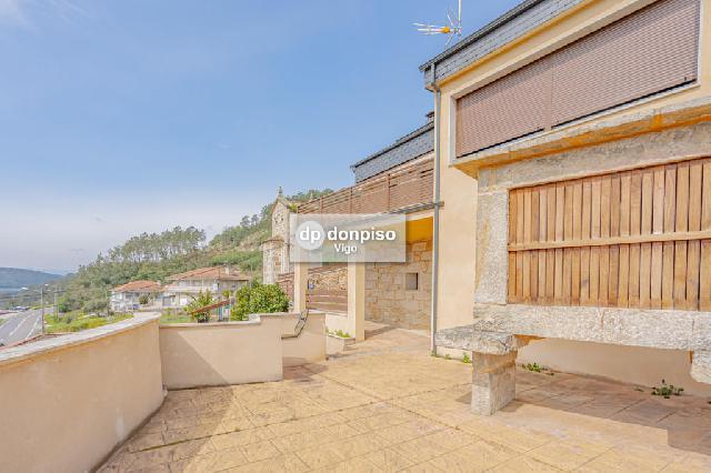 Imagen 1 Inmueble 293419 - Casa Aislada en alquiler en Ourense / Zona de Orense- Untes