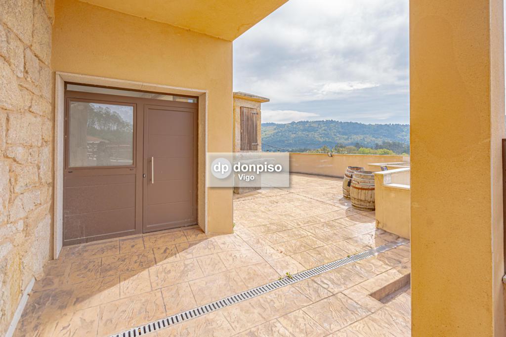 Imagen 25 Casa Aislada en alquiler en Ourense / Zona de Orense- Untes