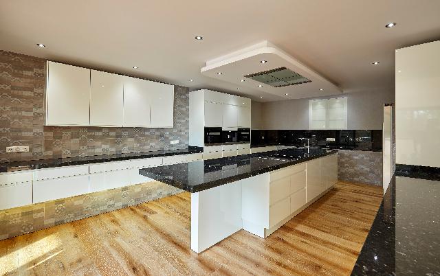 Imagen 10 Inmueble 276739 - Casa Aislada en venta en Lloret De Mar / Cala Canyelles, a escasos metros del mar.