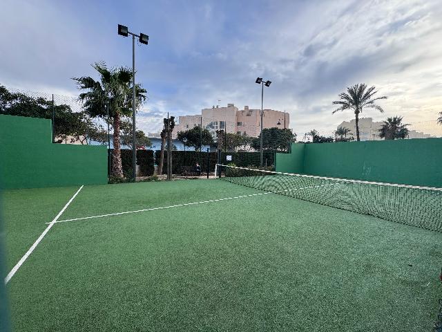 Imagen 3 Inmueble 262311 - Apartamento en venta en Torremolinos / Al lado de campo de golf con vistas al mar