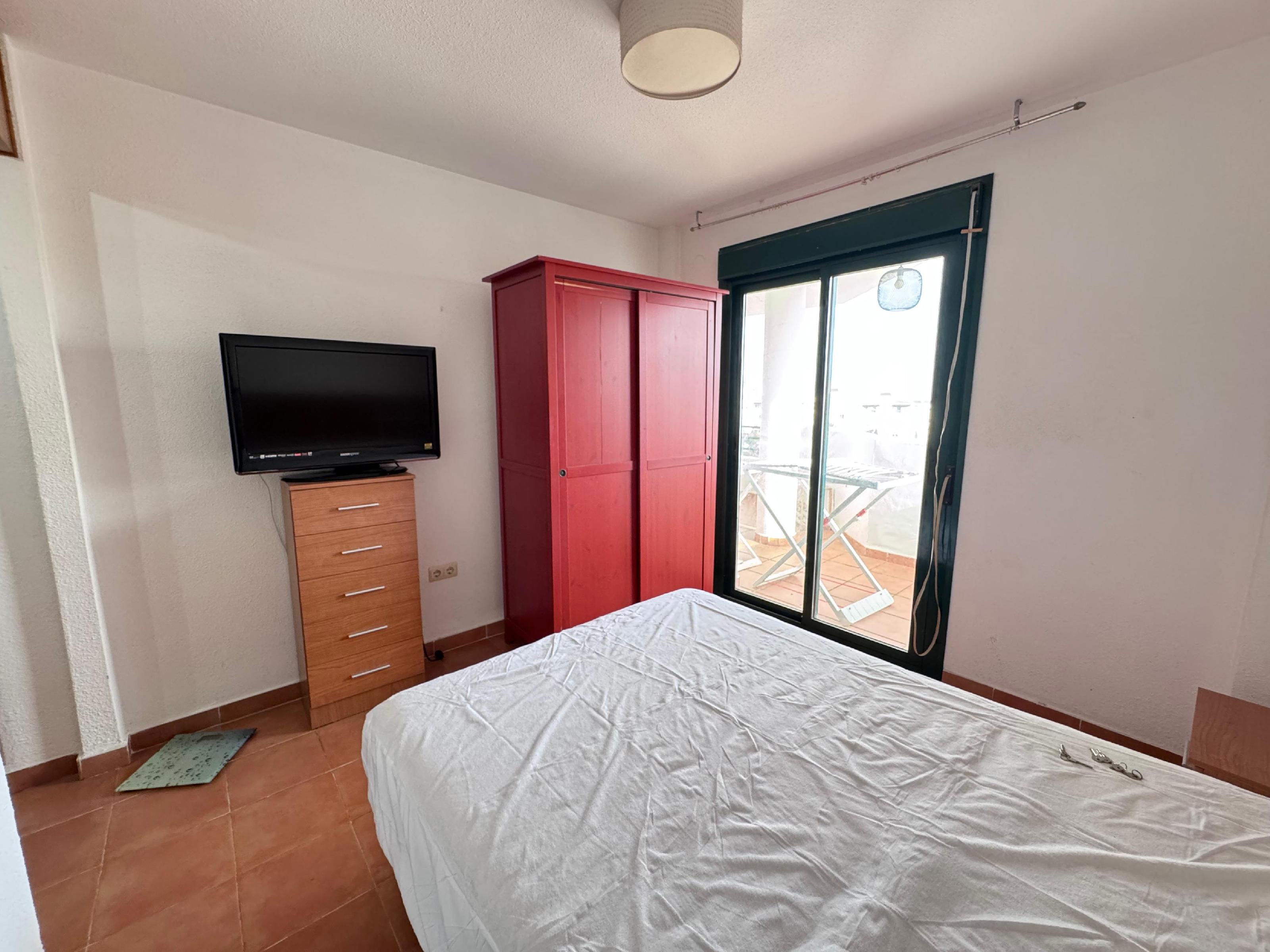 Imagen 9 Apartamento en venta en Torremolinos / Al lado de campo de golf con vistas al mar