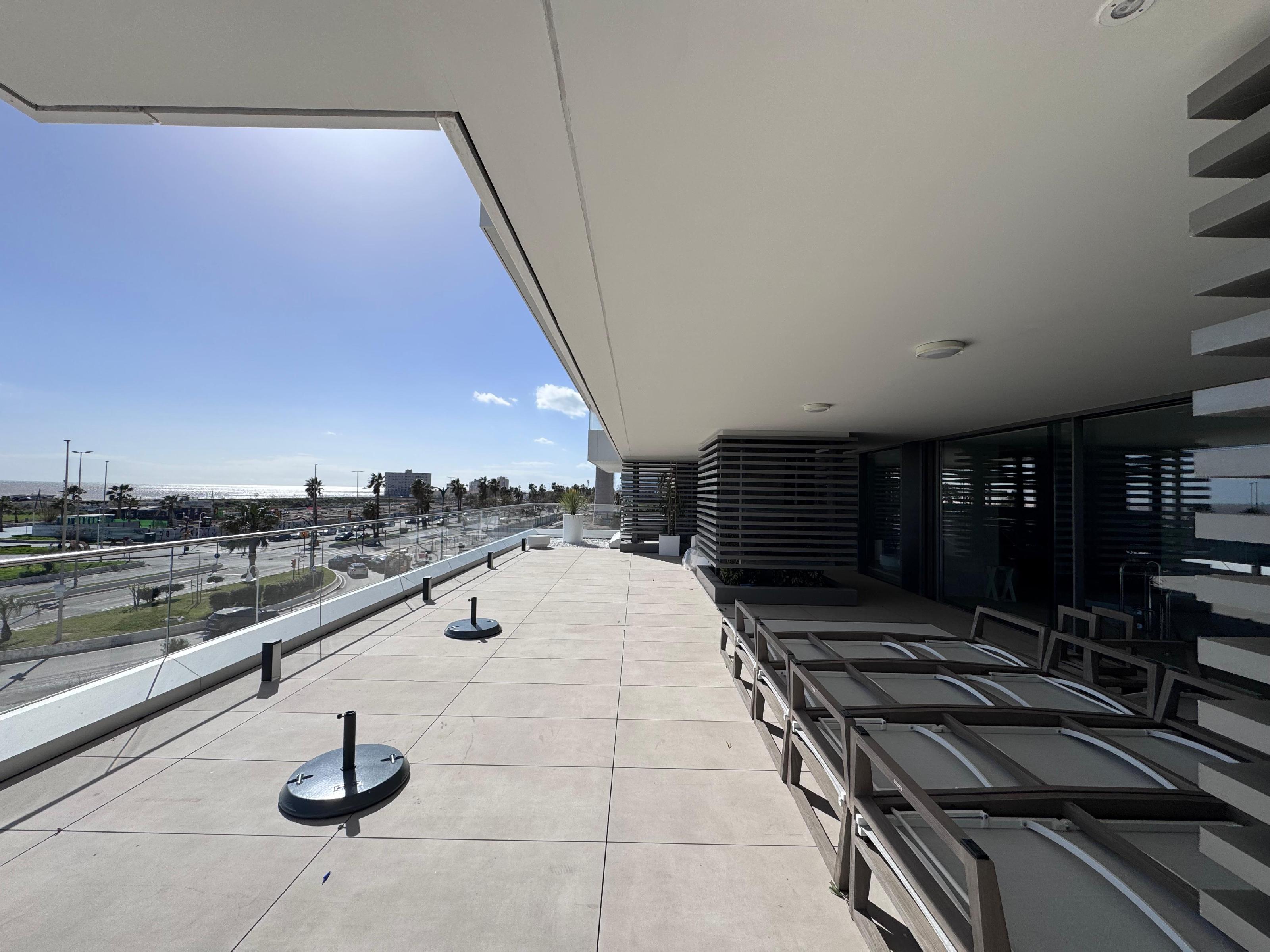 Imagen 18 Apto. Playa en venta en Málaga / Malaga Piso Espectacular 