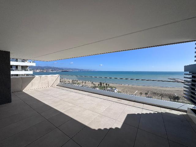 Imagen 4 Inmueble 263607 - Apto. Playa en venta en Málaga / Malaga Piso Espectacular 