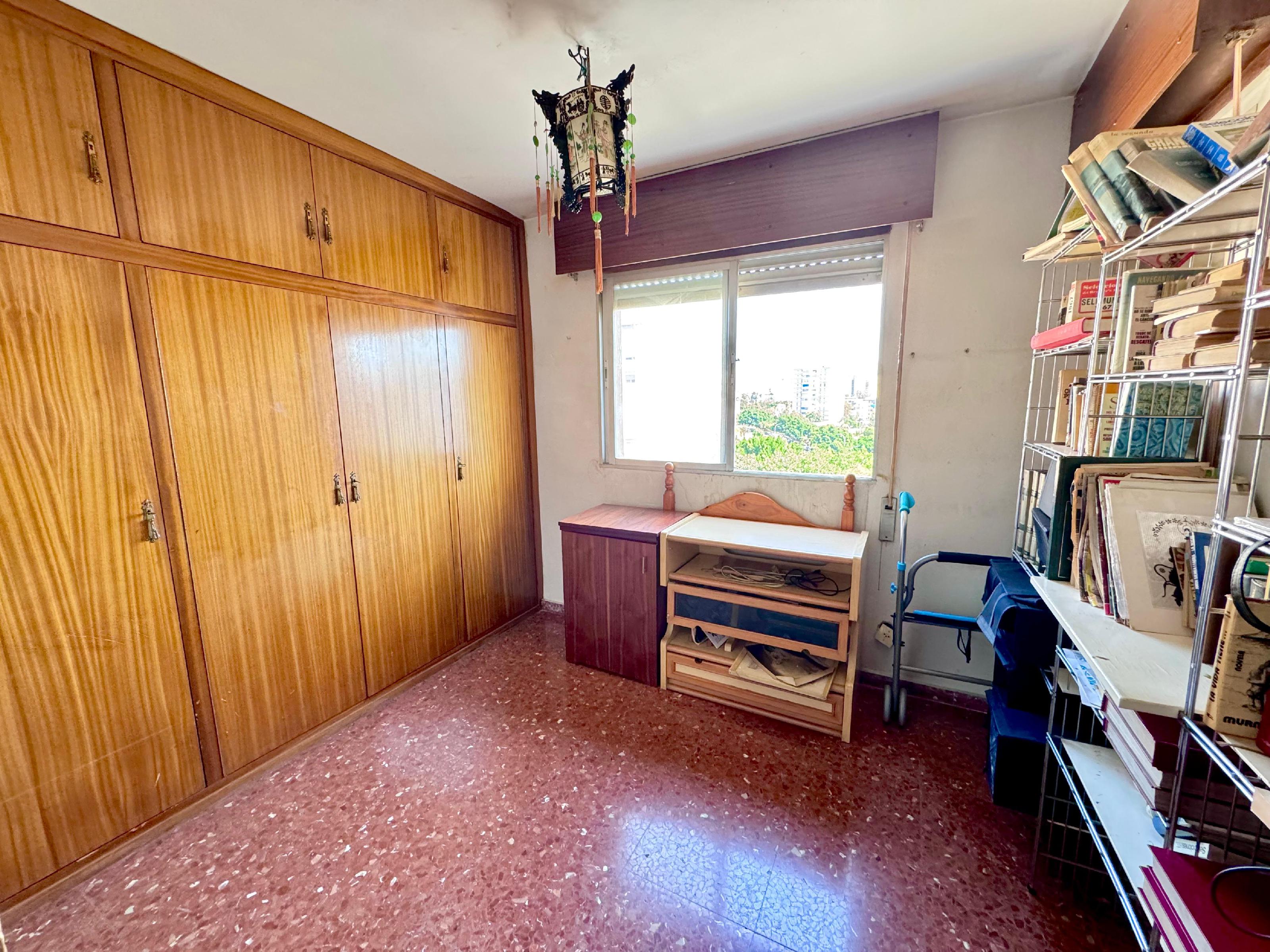 Imagen 6 Apartamento en venta en Málaga / Vivienda a 15 mint de la playa