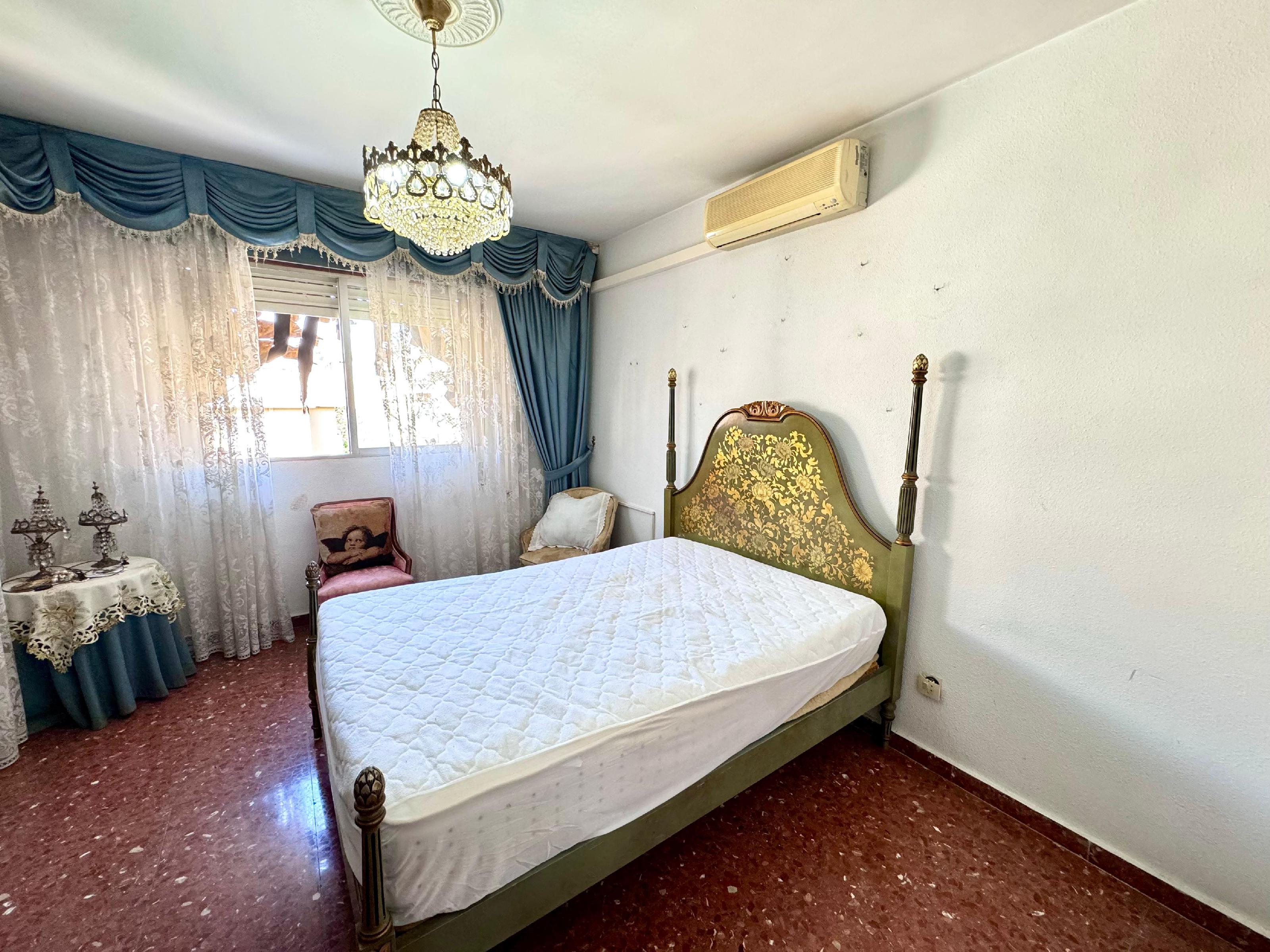 Imagen 3 Apartamento en venta en Málaga / Vivienda a 15 mint de la playa
