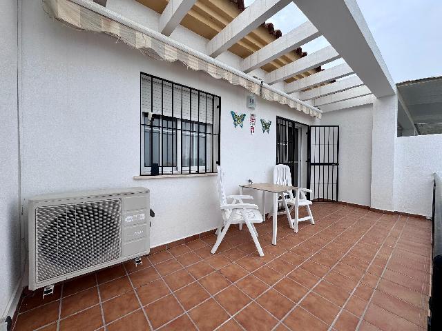 Imagen 5 Inmueble 265040 - Casa Adosada en venta en Benalmádena / Casa con piscina independiente