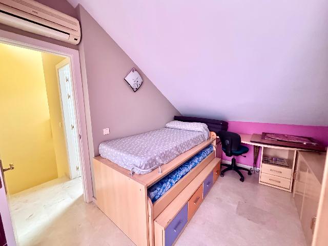 Imagen 9 Inmueble 265040 - Casa Adosada en venta en Benalmádena / Casa con piscina independiente