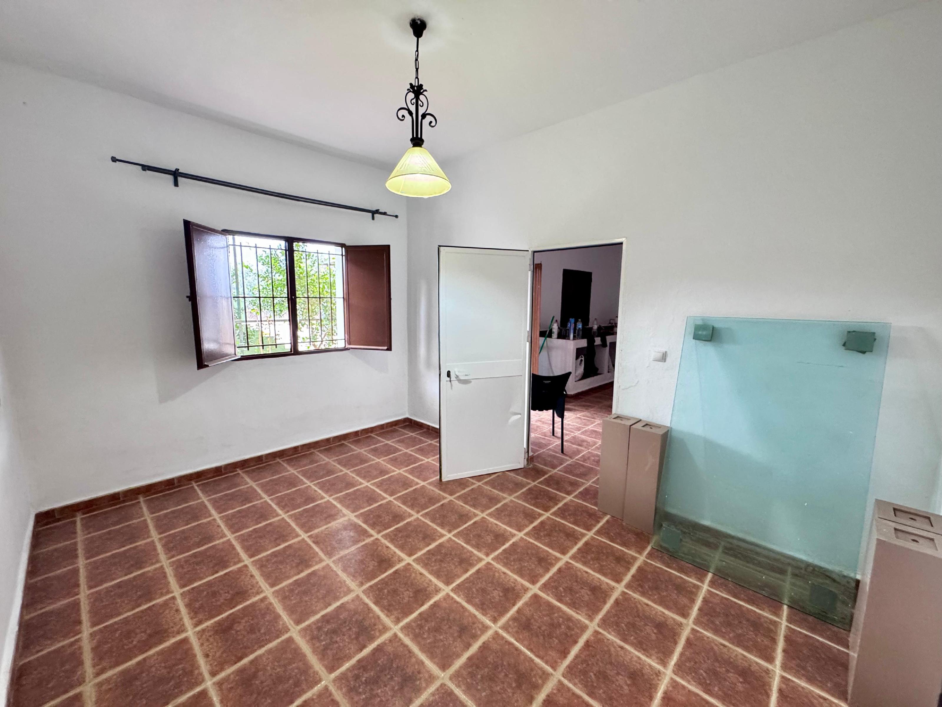 Imagen 8 Casa Rústica en venta en Cártama / Finca ubicada a tan solo unos 5 mint del pueblo Cartama