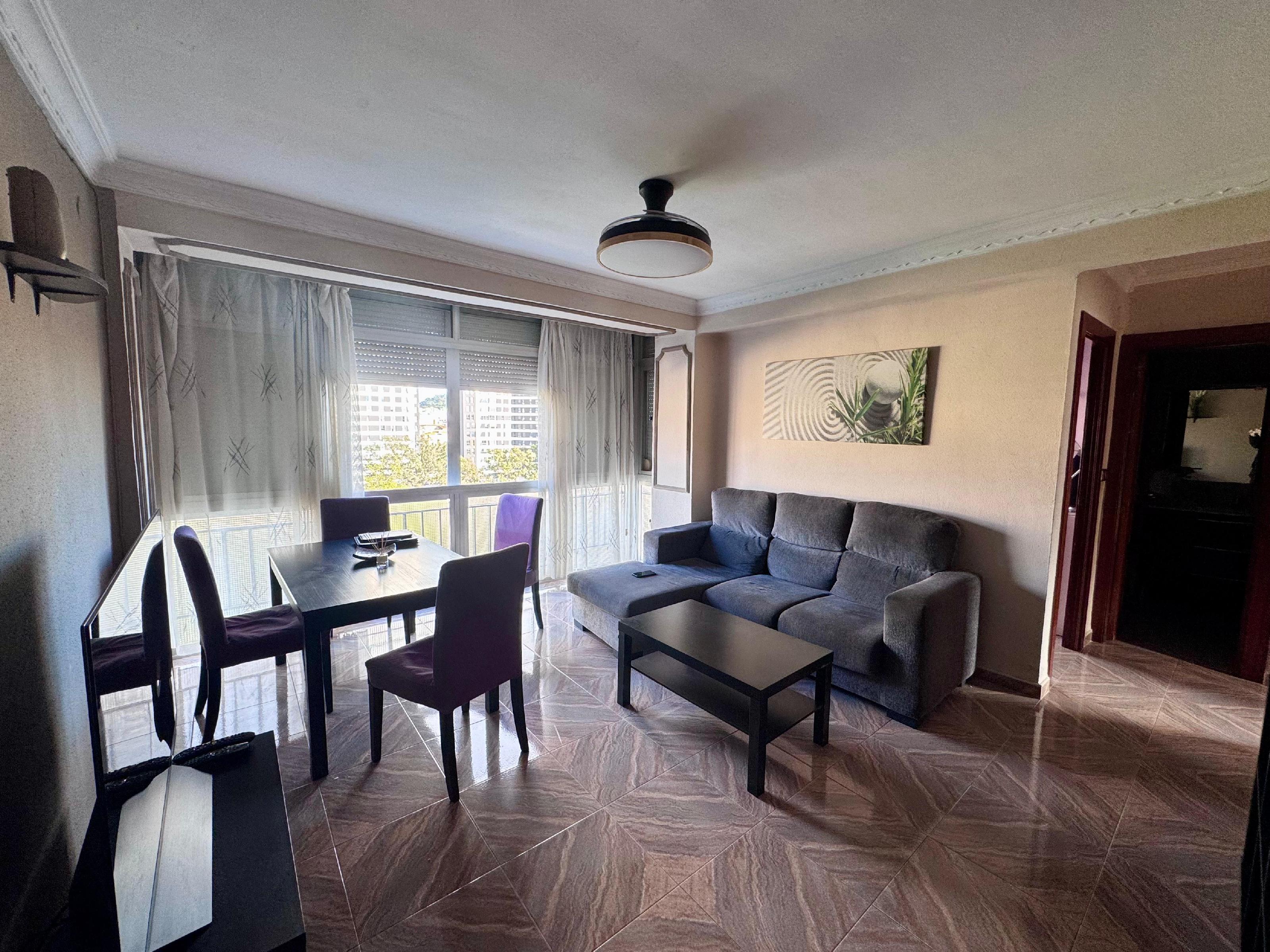 Imagen 4 Apartamento en venta en Málaga / Vivienda en Martiricos a 15 mint del centro de Malaga